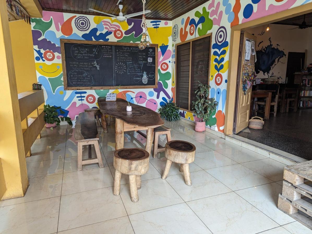 Tumi Hostel 库马西 外观 照片