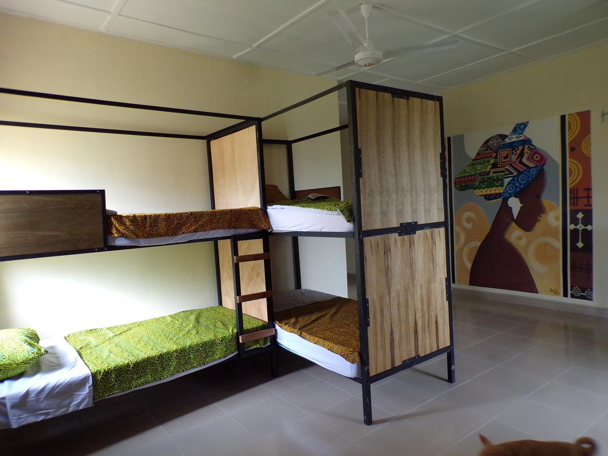 Tumi Hostel 库马西 外观 照片